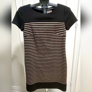 Laundry by shelli segal stripped dress 👗 ✨️